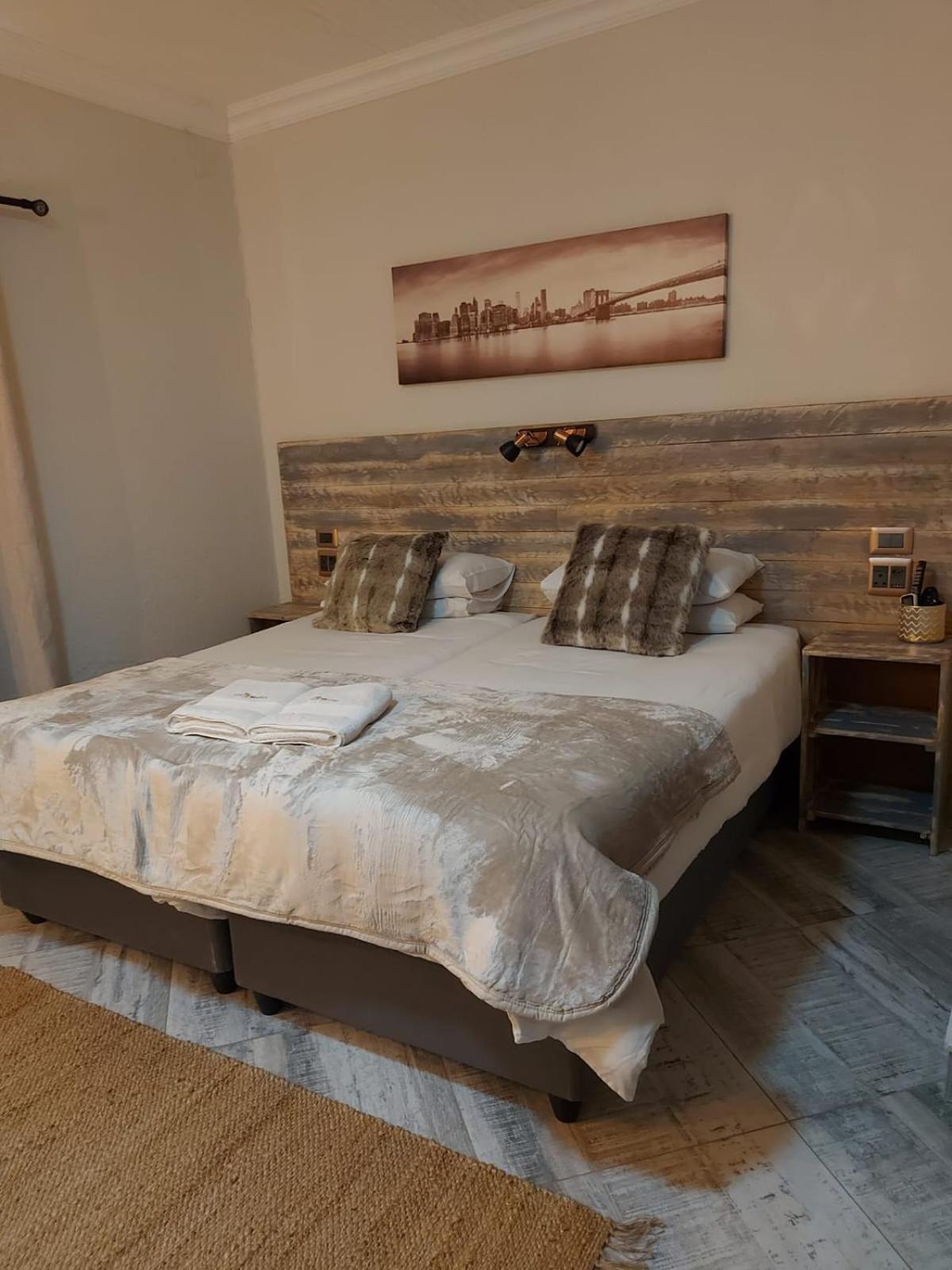 Villa Mariss Guesthouse Kraaifontein ภายนอก รูปภาพ