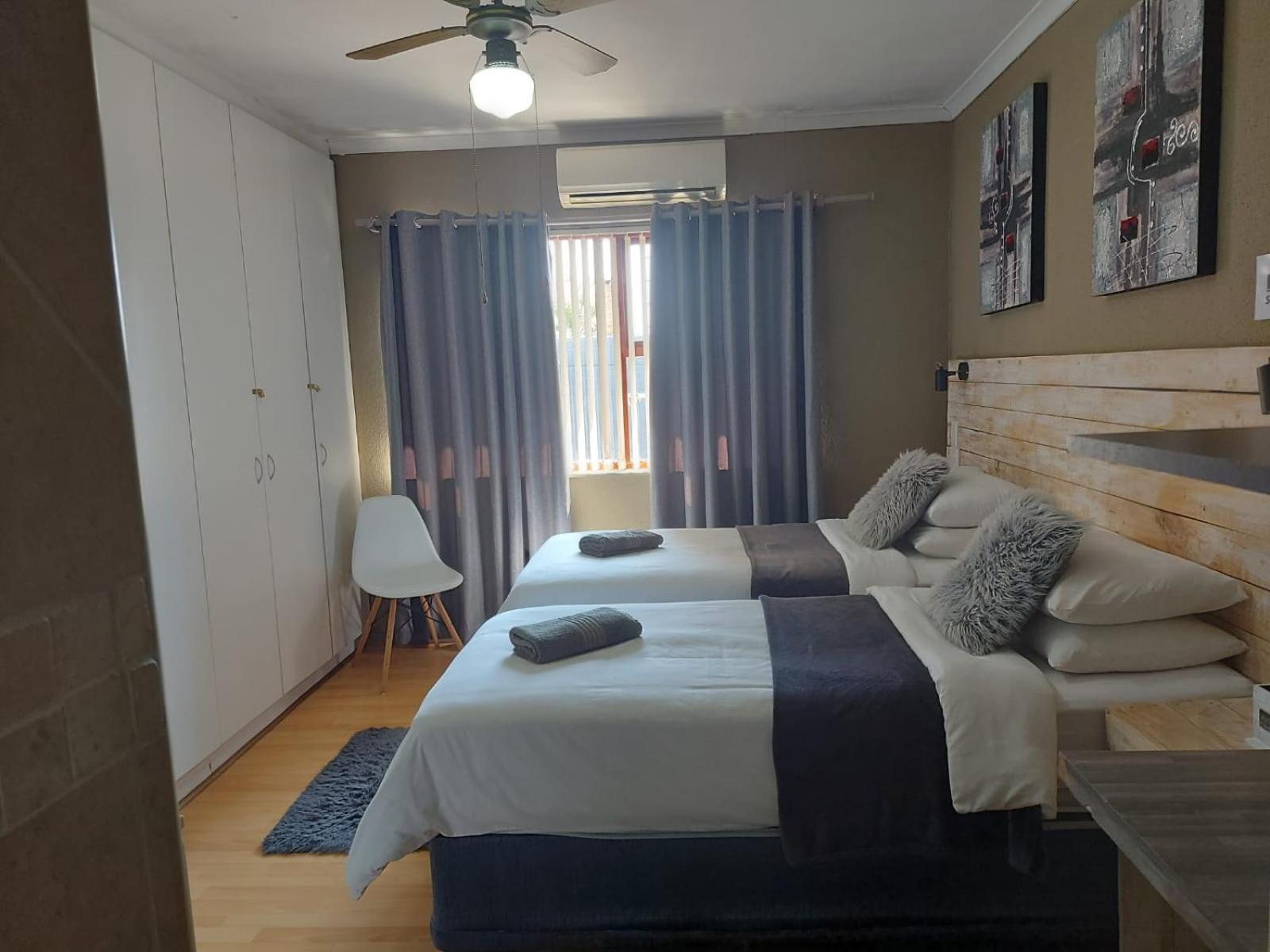 Villa Mariss Guesthouse Kraaifontein ภายนอก รูปภาพ